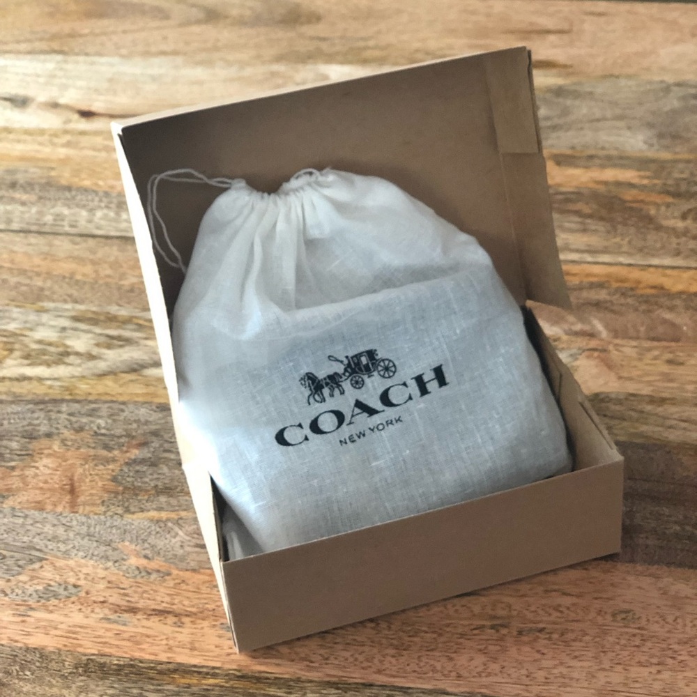 LAST CALL- Coach 3-in-1 Wallet STEAL OF A DEAL! - Picture 6 of 7